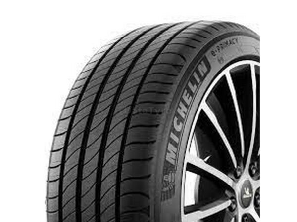 Reifen Michelin E Primacy 215/60 R17 96H